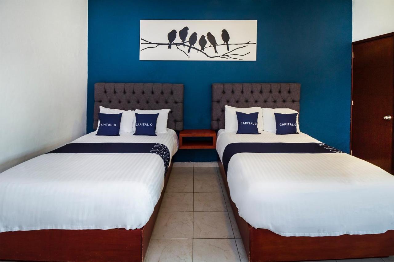 CAPITAL O Hotel 522 Puerto Vallarta Buitenkant foto