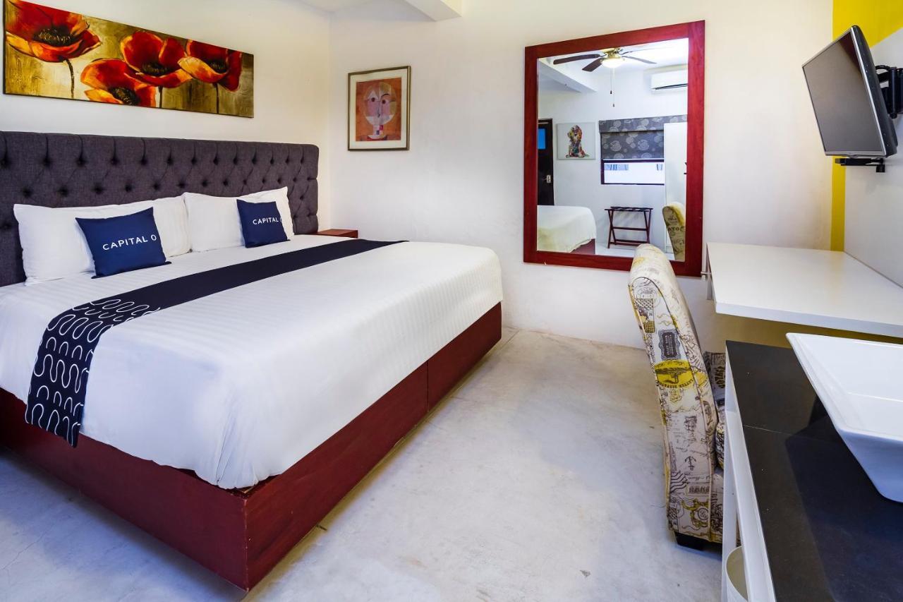 CAPITAL O Hotel 522 Puerto Vallarta Buitenkant foto