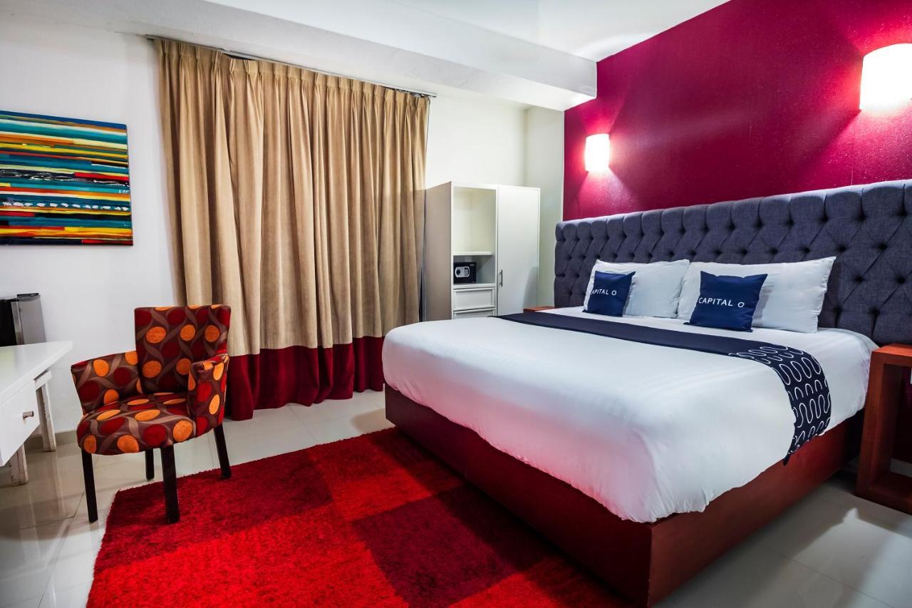 CAPITAL O Hotel 522 Puerto Vallarta Buitenkant foto